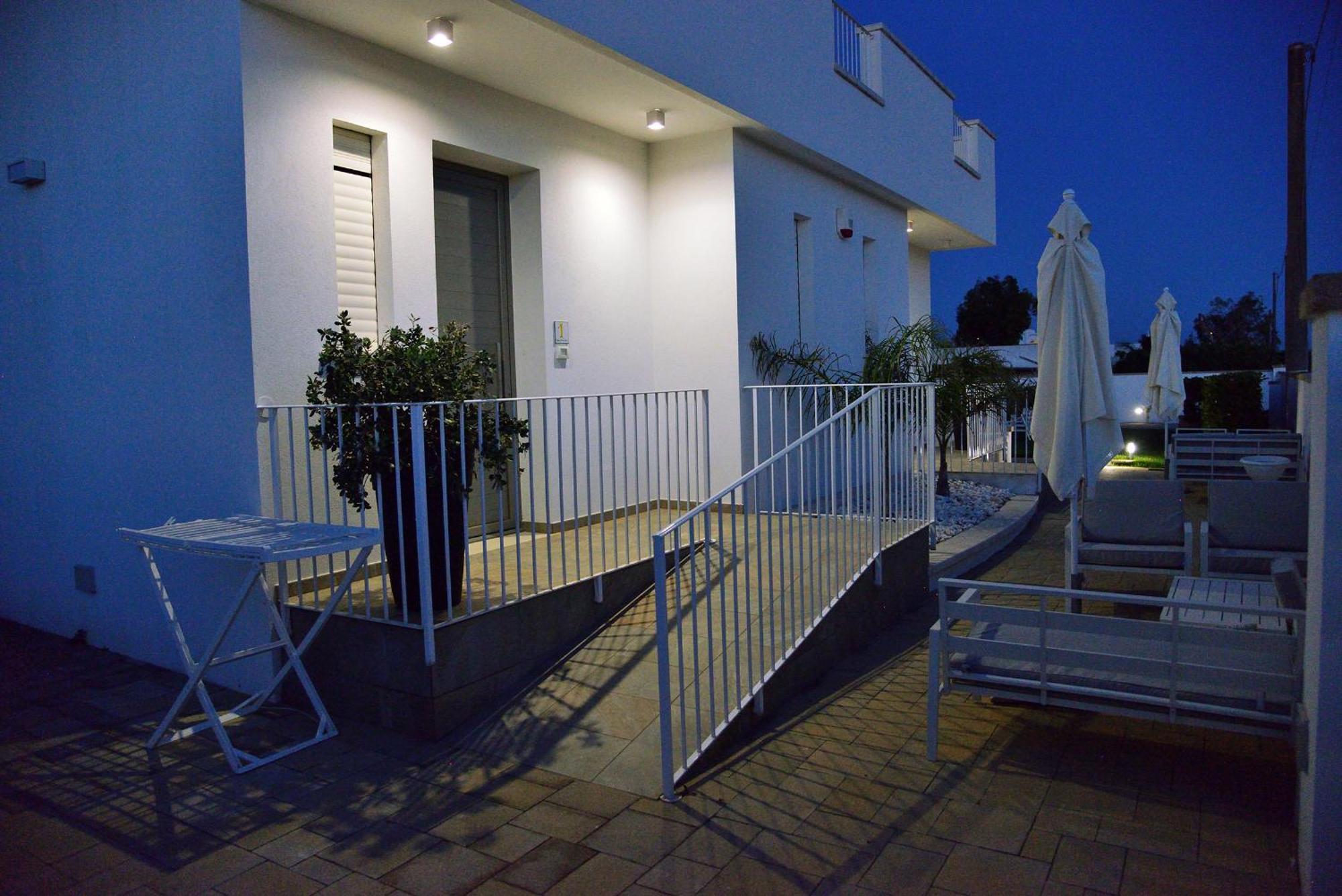 B&B Domus Terra Mare Torre San Giovanni Ugento Exterior photo